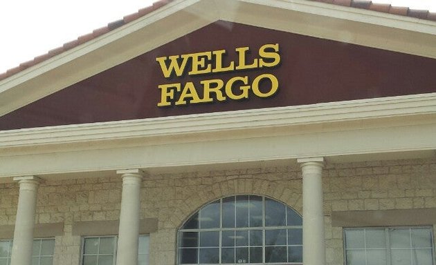 Photo of Wells Fargo Bank