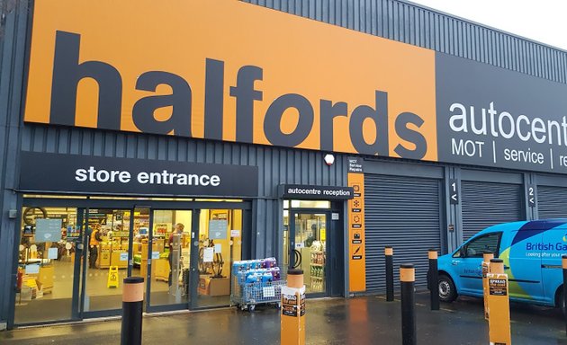 Photo of Halfords Autocentre Coventry