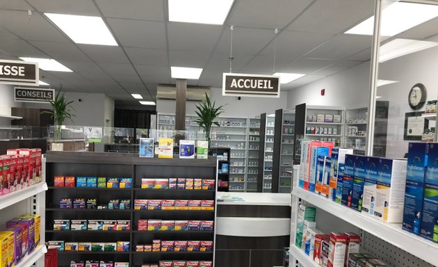 Photo of Uniprix Clinique Pemen Jakoup - Pharmacie affiliée