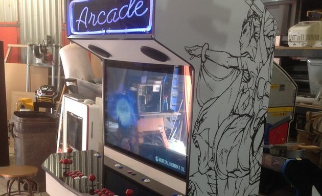 Photo of Arcade 86