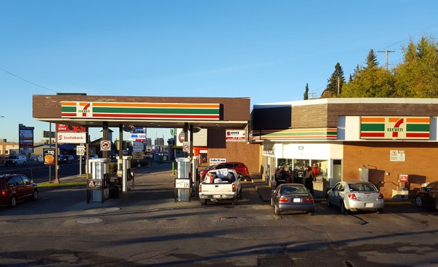 Photo of 7-Eleven