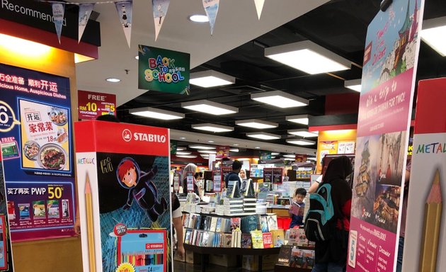 Photo of POPULAR bookstore @ Sunway Carnival Mall