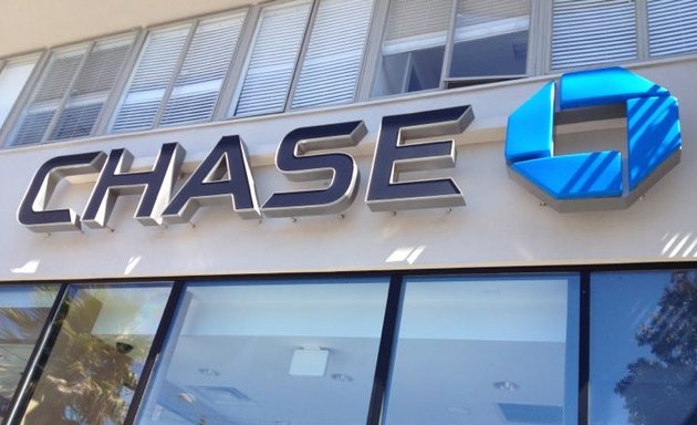 Photo of Chase Bank