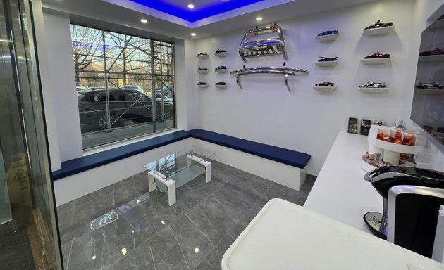Photo of IDEAL AUTOMOTIVE Broker of Flushing