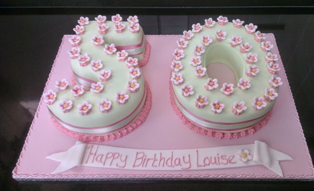 Photo of Ann Smith bespoke cakes