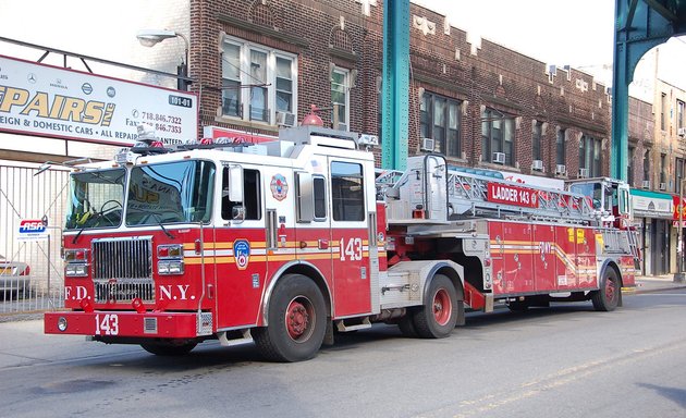 Photo of FDNY Engine 294 & Ladder 143