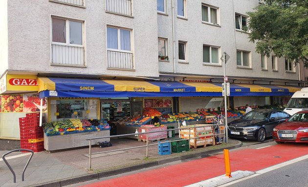 Foto von Sinem Supermarkt