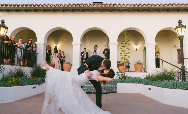 Photo of Santa Monica Wedding Dance