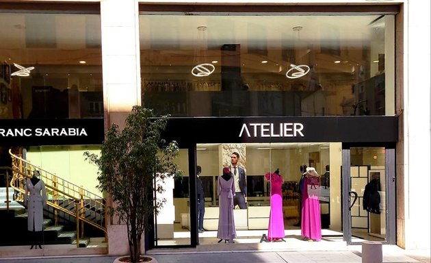 Foto de Tienda de vestidos de novia y fiesta en Valencia FRANC SARABIA