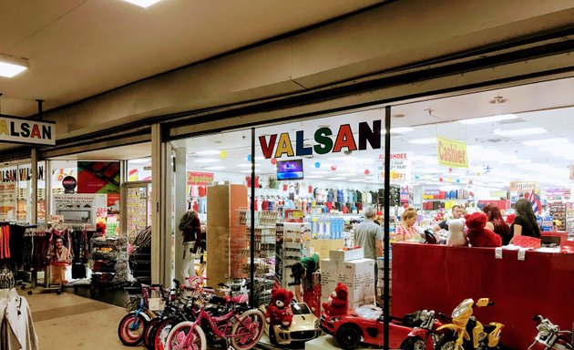 Photo of Valsan at 37th