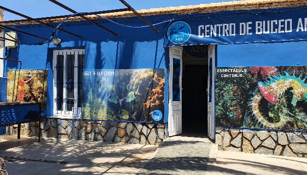 Foto de Amigos Del Azul diving center escuela de buceo