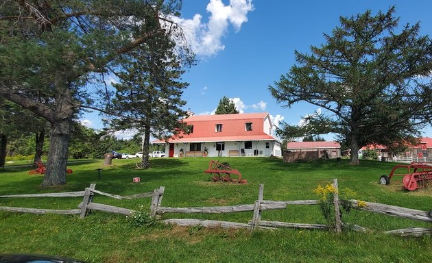 Photo of Ferme & pisciculture Lac en Ville