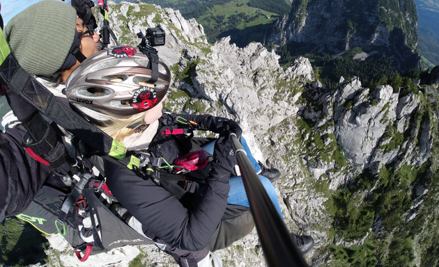 Foto von DragonView Tandem Paragliding Adventure Switzerland