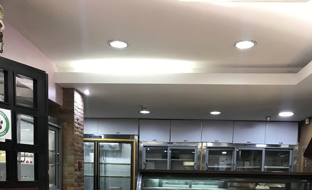 Foto de Pastelería Y Heladeria Edelvays