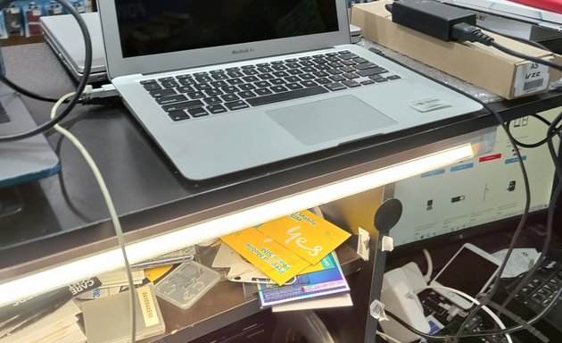 Photo of TECH RE-NU Laptop, Mac Repair & Laptop Screen Replacement Melbourne + LaptopPanel.com.au
