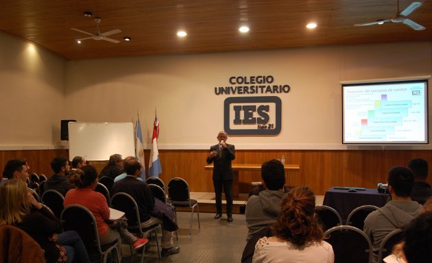 Foto de Colegio Universitario IES Siglo 21