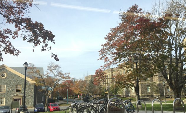 Photo of Wallace McCain Learning Commons