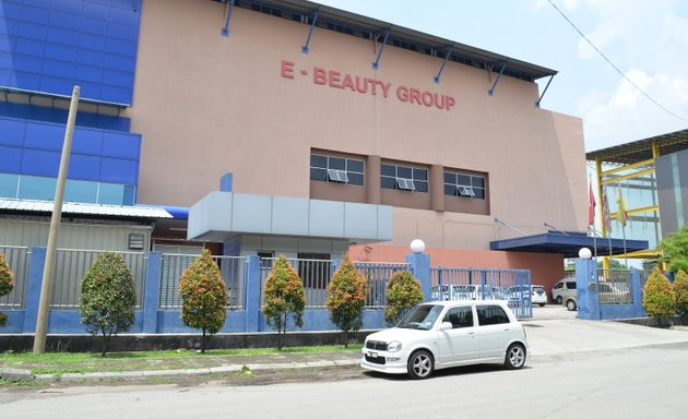 Photo of Q & Z Cosmetics Manufacturing Sdn Bhd