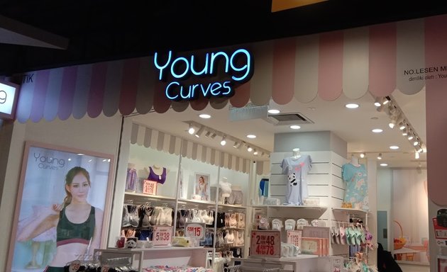 Photo of Young Curves @ Sunway Pyramid