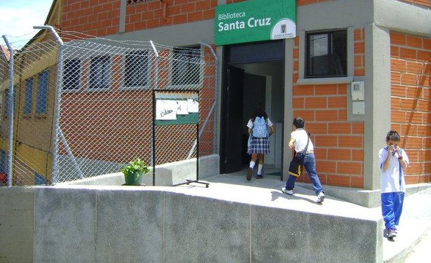 Foto de Biblioteca Público Escolar Santa Cruz