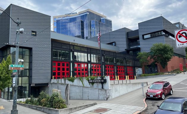 Photo of Seattle Fire Station 10