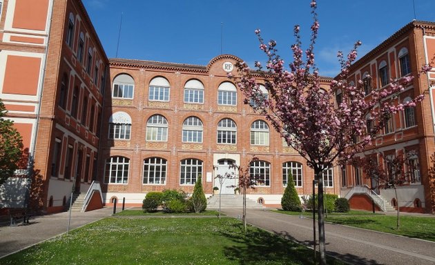 Photo de Institut National Supérieur du Professorat et de l'Éducation (INSPÉ) Toulouse Occitanie-Pyrénées, site de Saint Agne