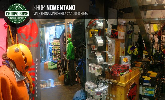 foto Campo Base Outdoor Equipment | NOMENTANO