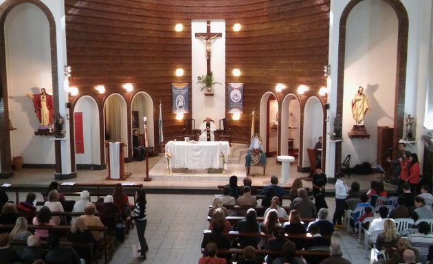 Foto de Parroquia Nuestra Señora de Luján y San Fermín