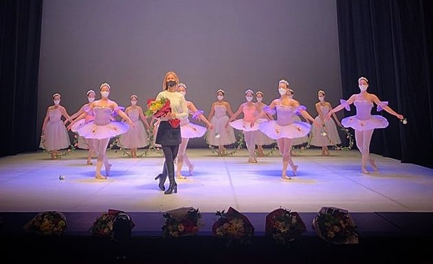 Foto de Estudio de Ballet Clásico Teresa González Ardanaz (Subterráneo)