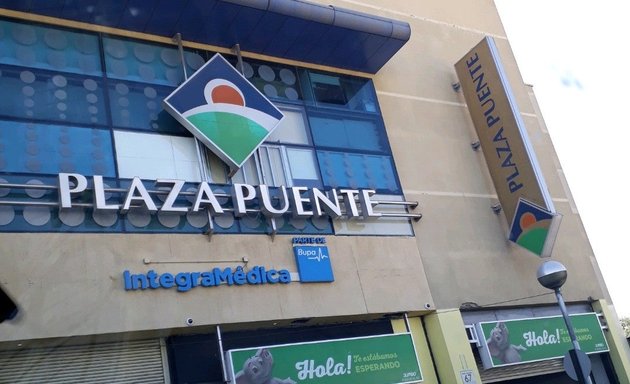 Foto de Centro Comercial Plaza Puente