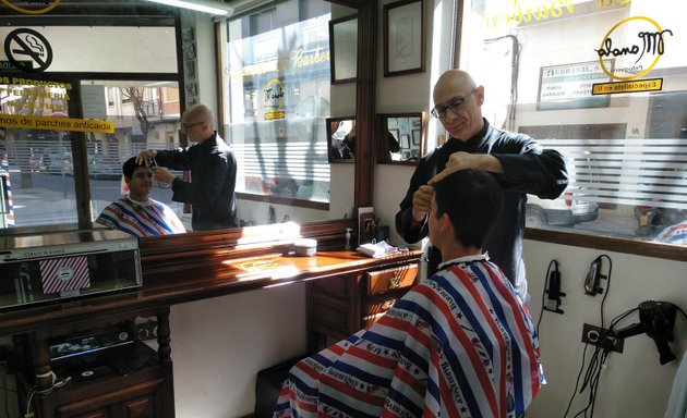 Foto de Barbería. Manolo peluquero caballeros - Campeón de Castilla - La Mancha (prótesis capilares)