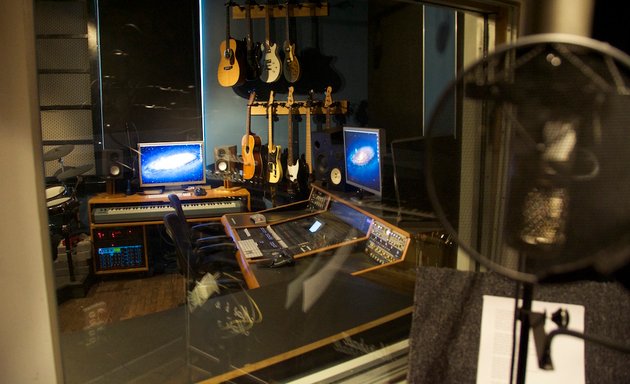 Photo of Spin Recording Studios