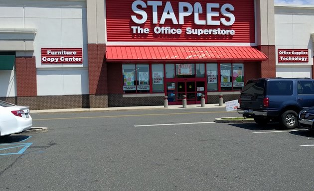 Photo of Staples