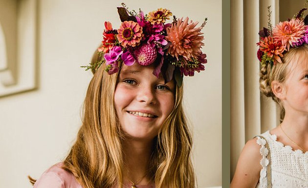 Photo of Juliet Glaves Flowers