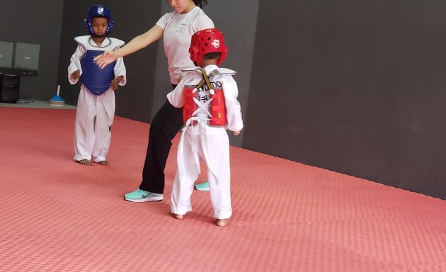 Foto de Ultimate Level Taekwondo
