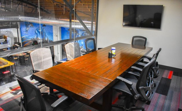 Photo of Grid Collaborative Workspace