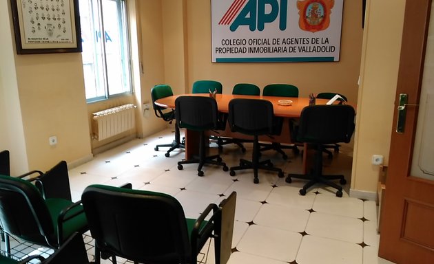 Foto de Colegio Oficial de Agentes de la Propiedad Inmobiliaria (COAPI) de Valladolid