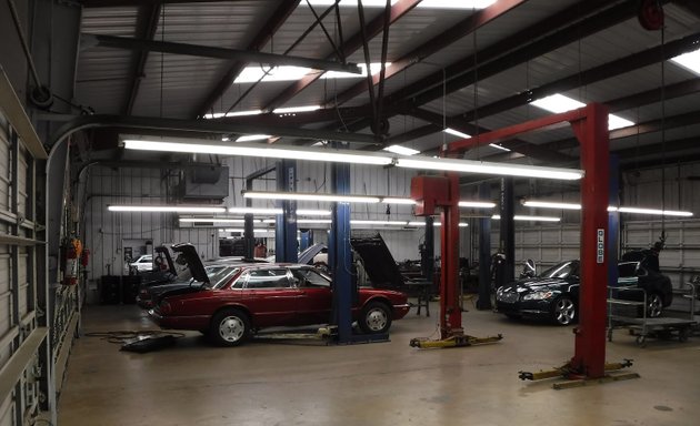 Photo of Victor's Service Center Inc