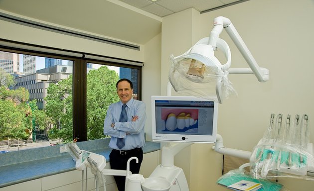 Photo of SV Implant Centre