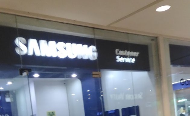 Photo of SAMSUNG Customer Service