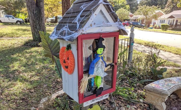 Photo of Merryoaks Free Little Library