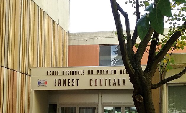 Photo de École Ernest Couteaux