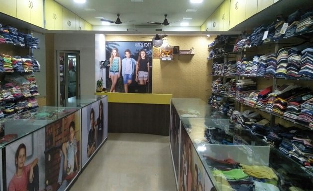 Photo of Gini & Jony Factory Outlet