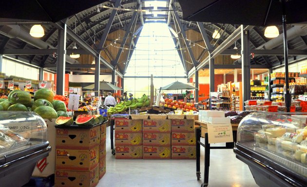 Photo of Fred's Farm Fresh International Market