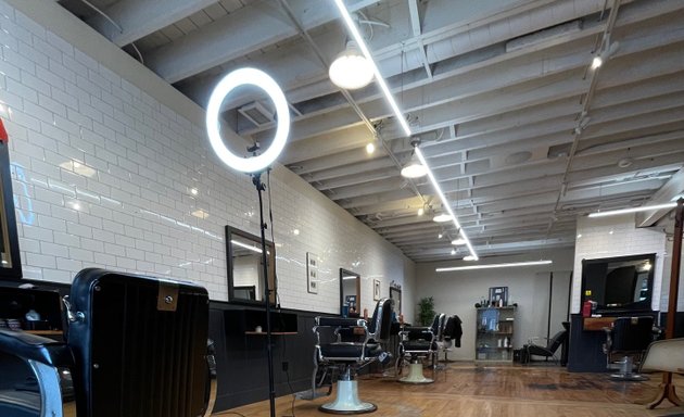 Photo of Garrison's Barbershop