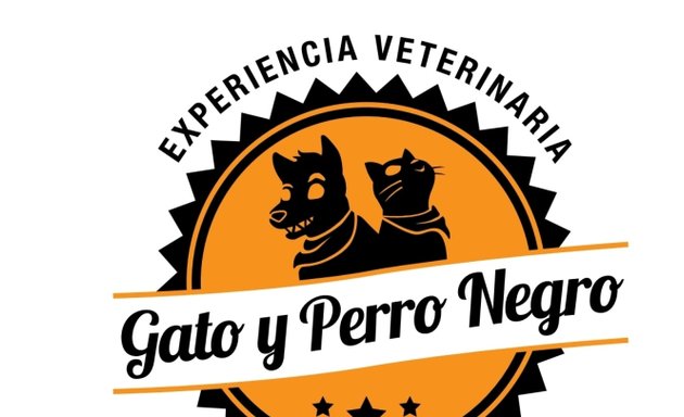 Foto de Clínica Veterinaria - Gato y Perro Negro