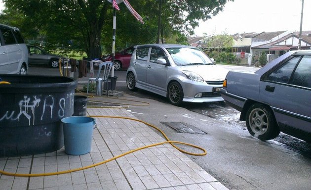 Photo of Dirty Klean Car Wash