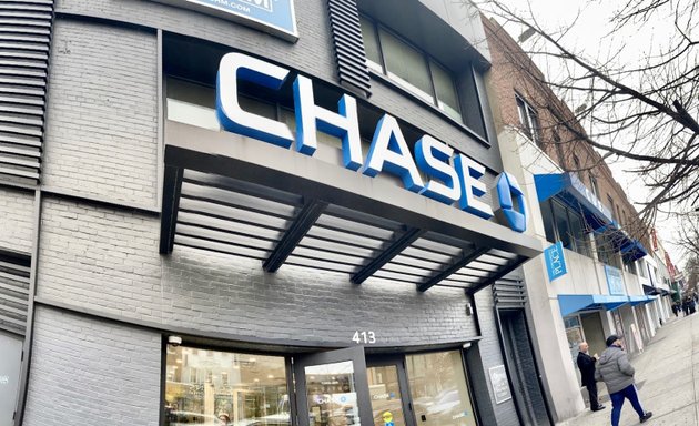 Photo of Chase Bank