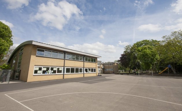 Photo of St John the Baptist C of E School, Kingston