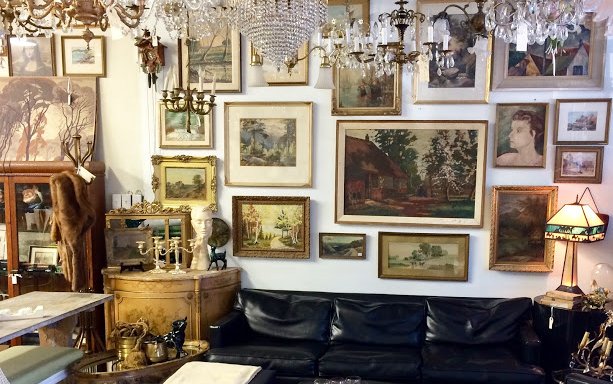 Photo of Vintage & Antiques